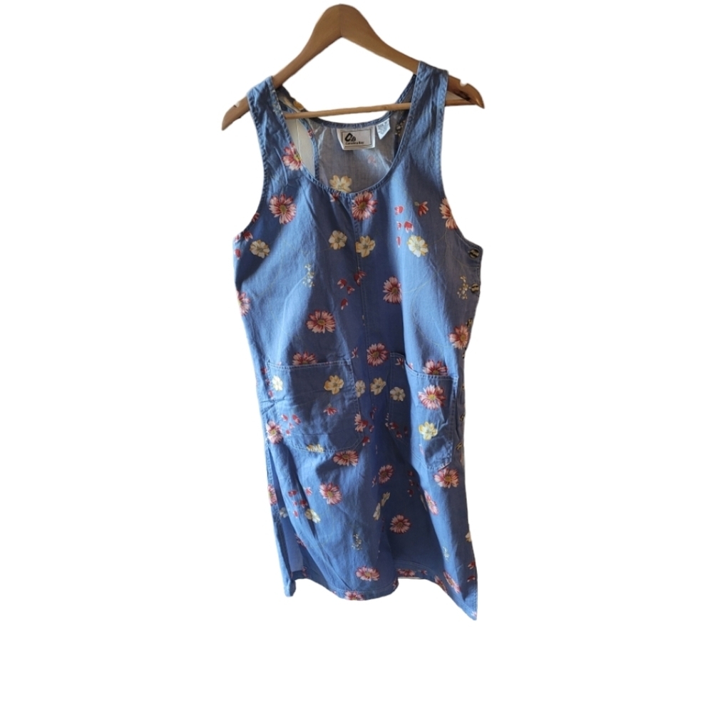 Carolina Bay Vintage Floral Chambrey Scoop Neck Front Pockets Size Medium